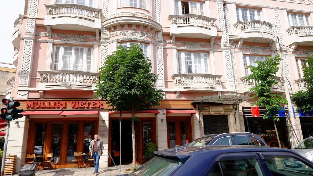 Galeria Apartment Tiranë Ngoại thất bức ảnh